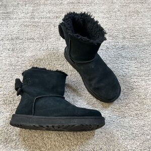 Ugg Mini Bailey Corduroy Bow Black Boots